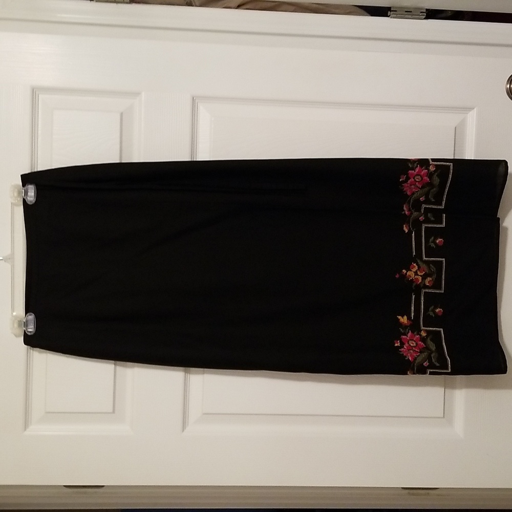 Muse skirt size 4